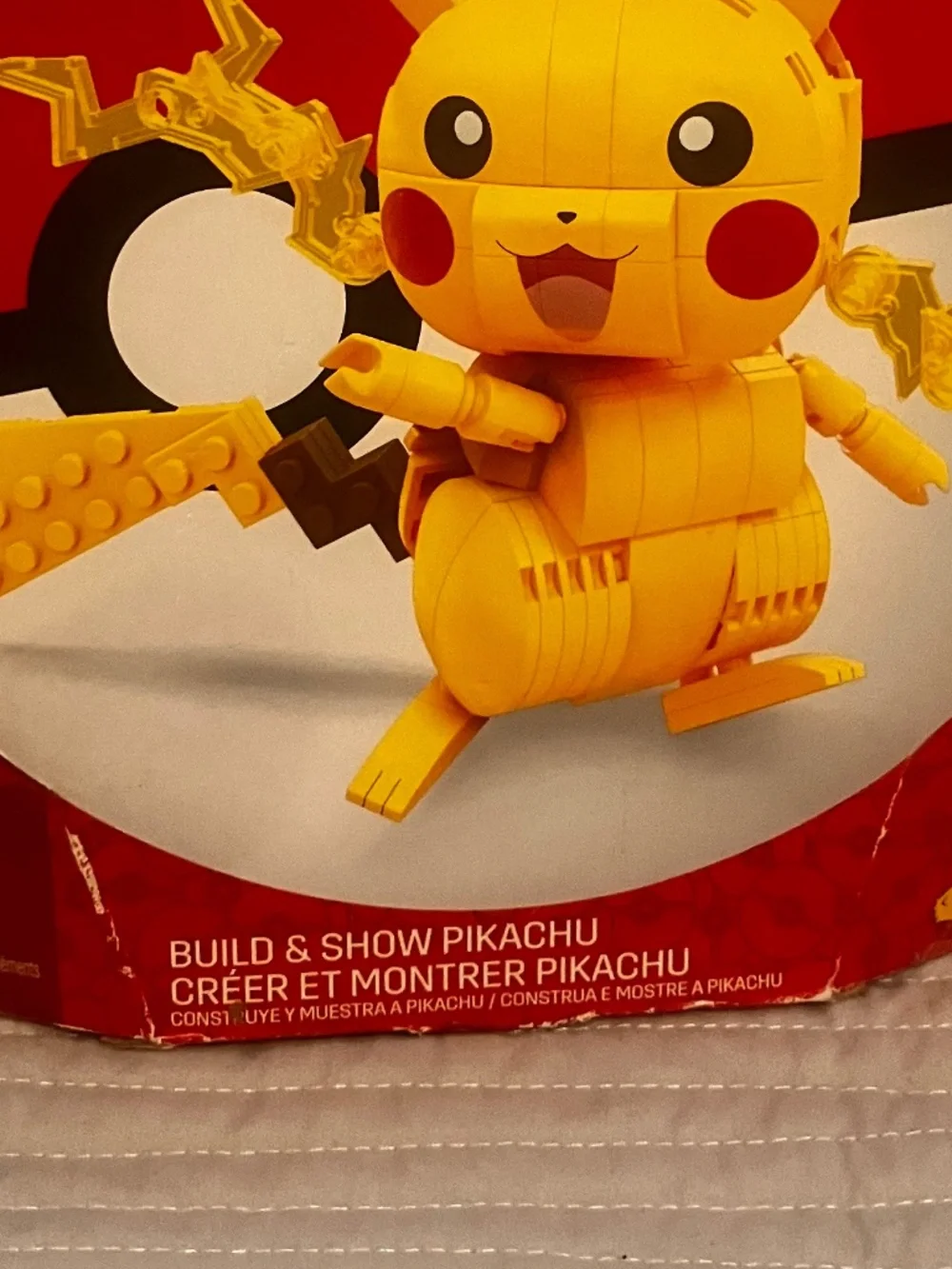 MEGA Pokémon Build & Show Pikachu Poseable Building Set 211pc GMD31 - New